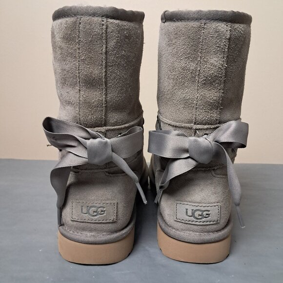 UGG Classic Lace Short Boots Suede Size 9 - Picture 3 of 10